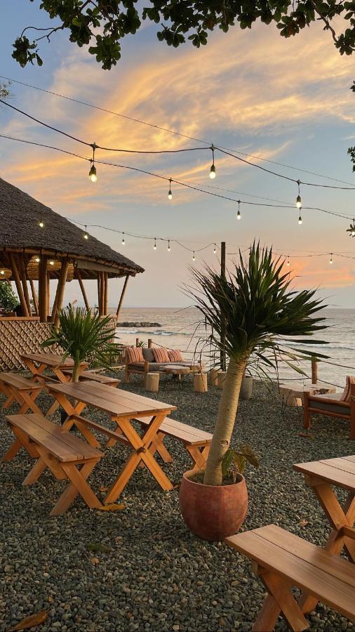 Sunset Beach Resort Weh Sabang  Kültér fotó