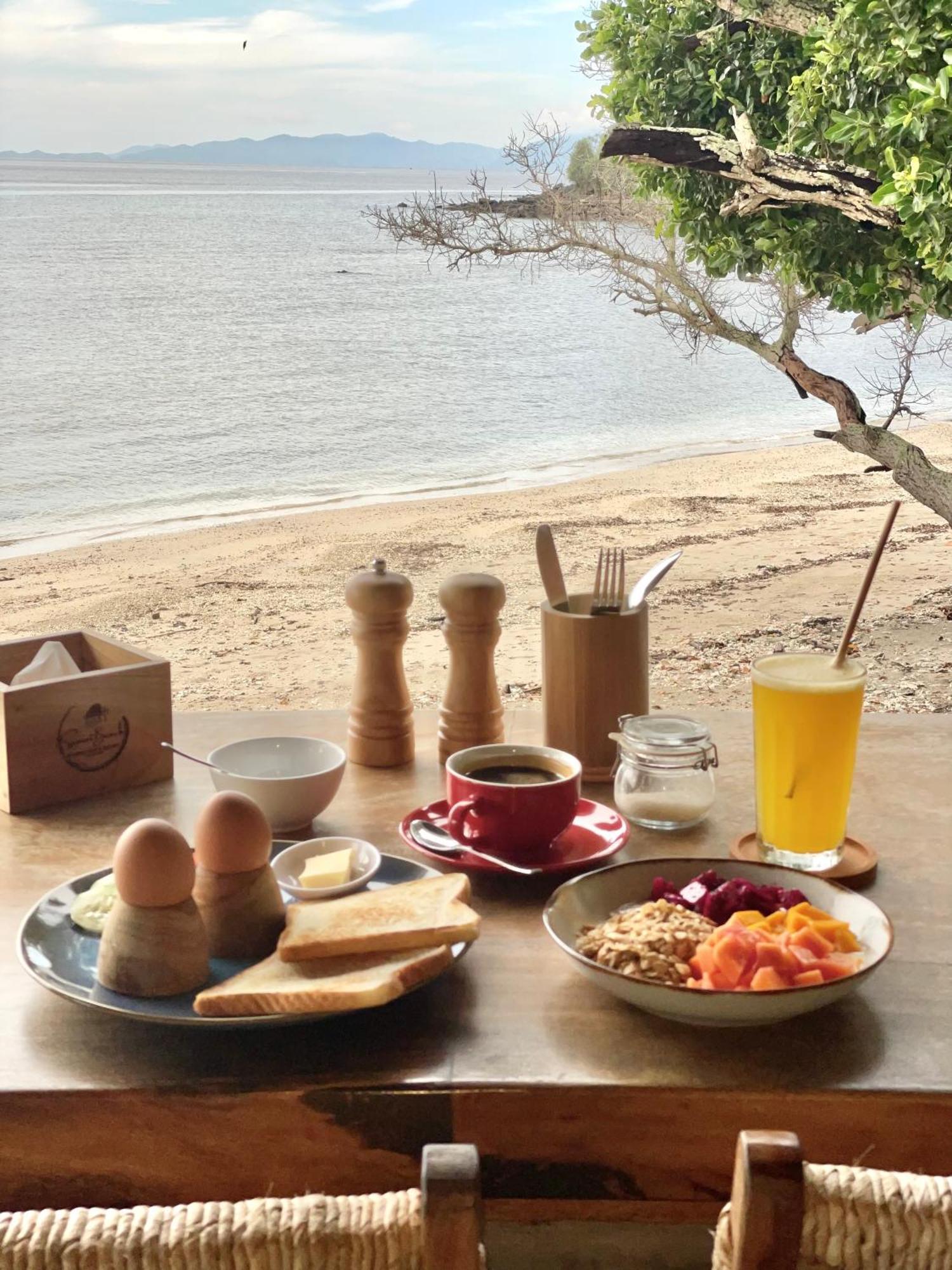 Sunset Beach Resort Weh Sabang  Kültér fotó